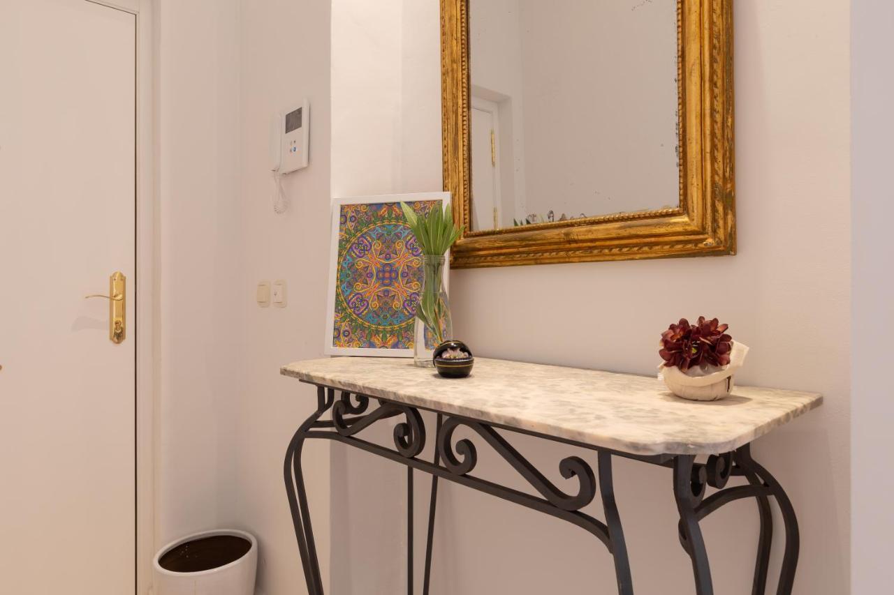 Apartamento Molina Lario Catedral Malaga Exterior photo